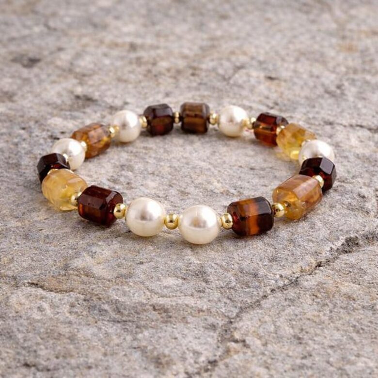 Dabīgo pērļu rokassprādze "Tauriņa zelts"